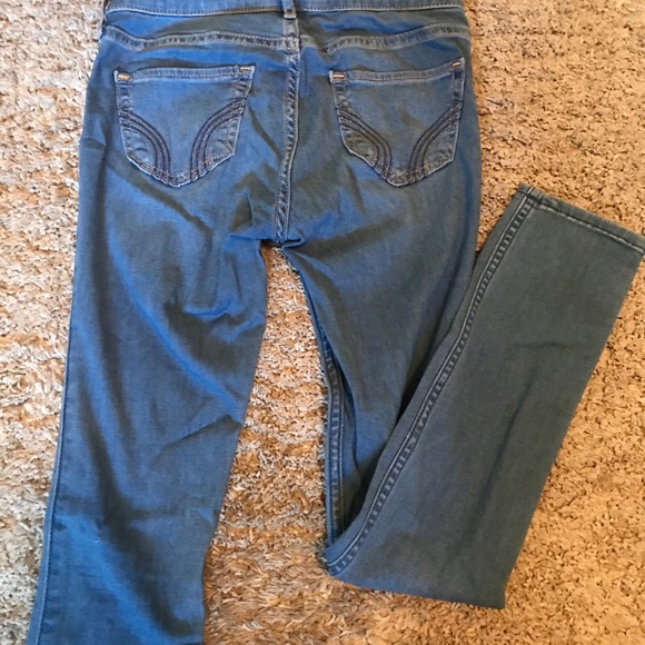 Blue jeans - Picture 3 of 3